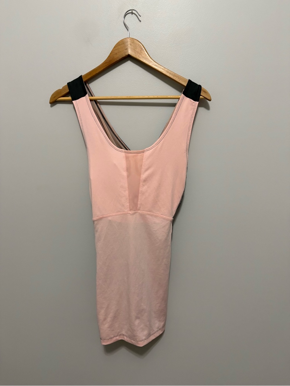Gaian Athletic Athleisure Sporty Gym Pink and Gray Criss Cross Workout Tank